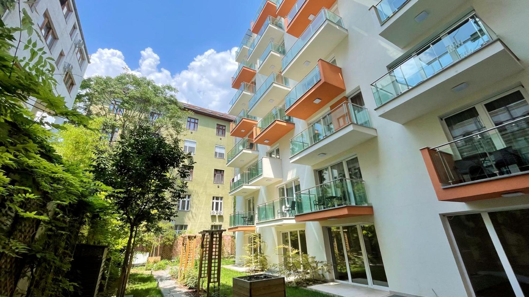 Little Americas North West Apartments Budapest Kültér fotó